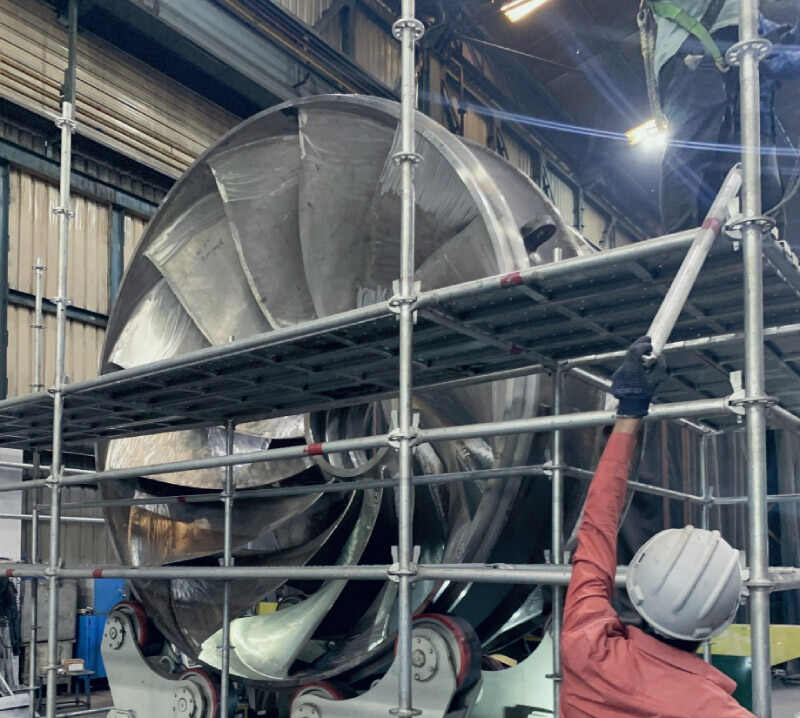 Inspect a 4-meter Hydroturbine Runner