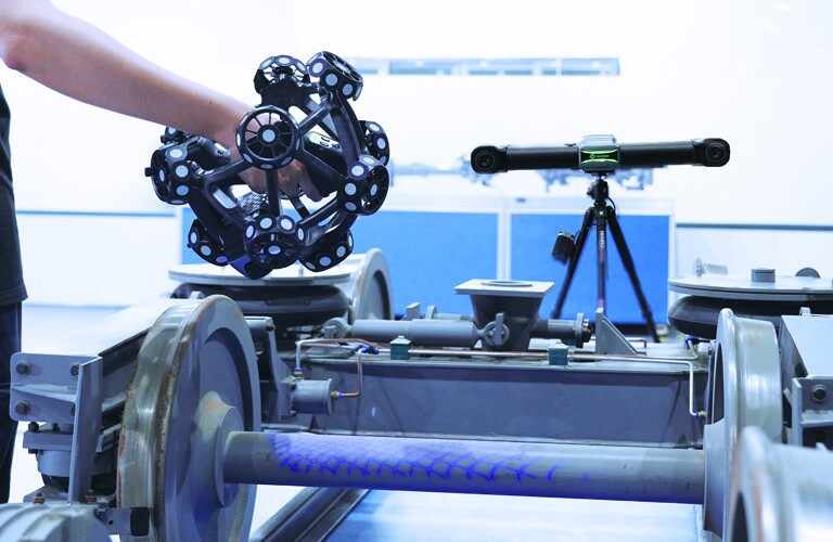 Escáneres 3D de luz azul o luz blanca: ¿Qué se adapta mejor a sus necesidades?