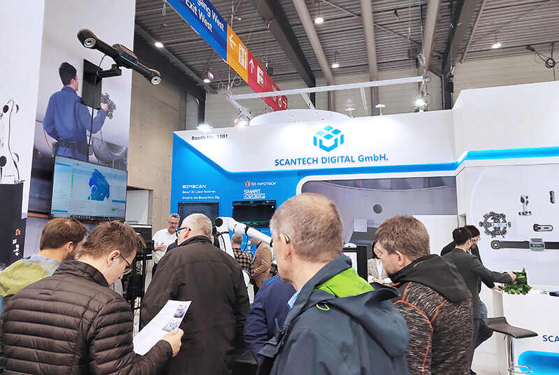 Live Demonstrations and Expert Interactions Live Demonstrations and Expert Interactions